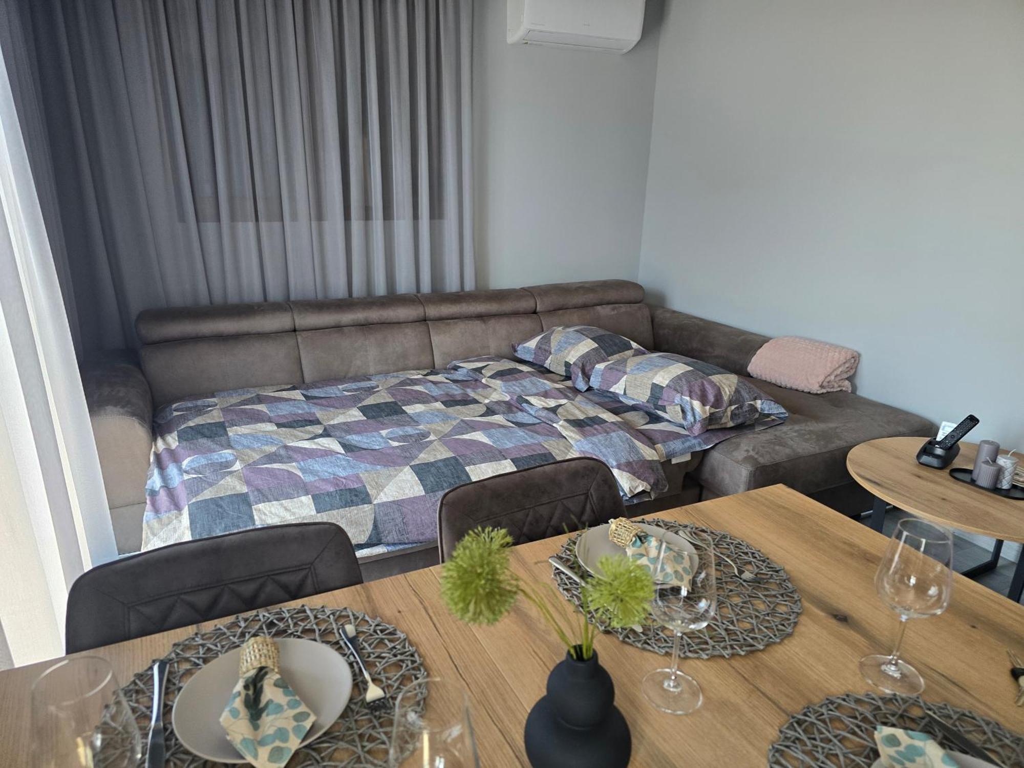 Luxury City Centre Appartment Iva Sliven Екстер'єр фото